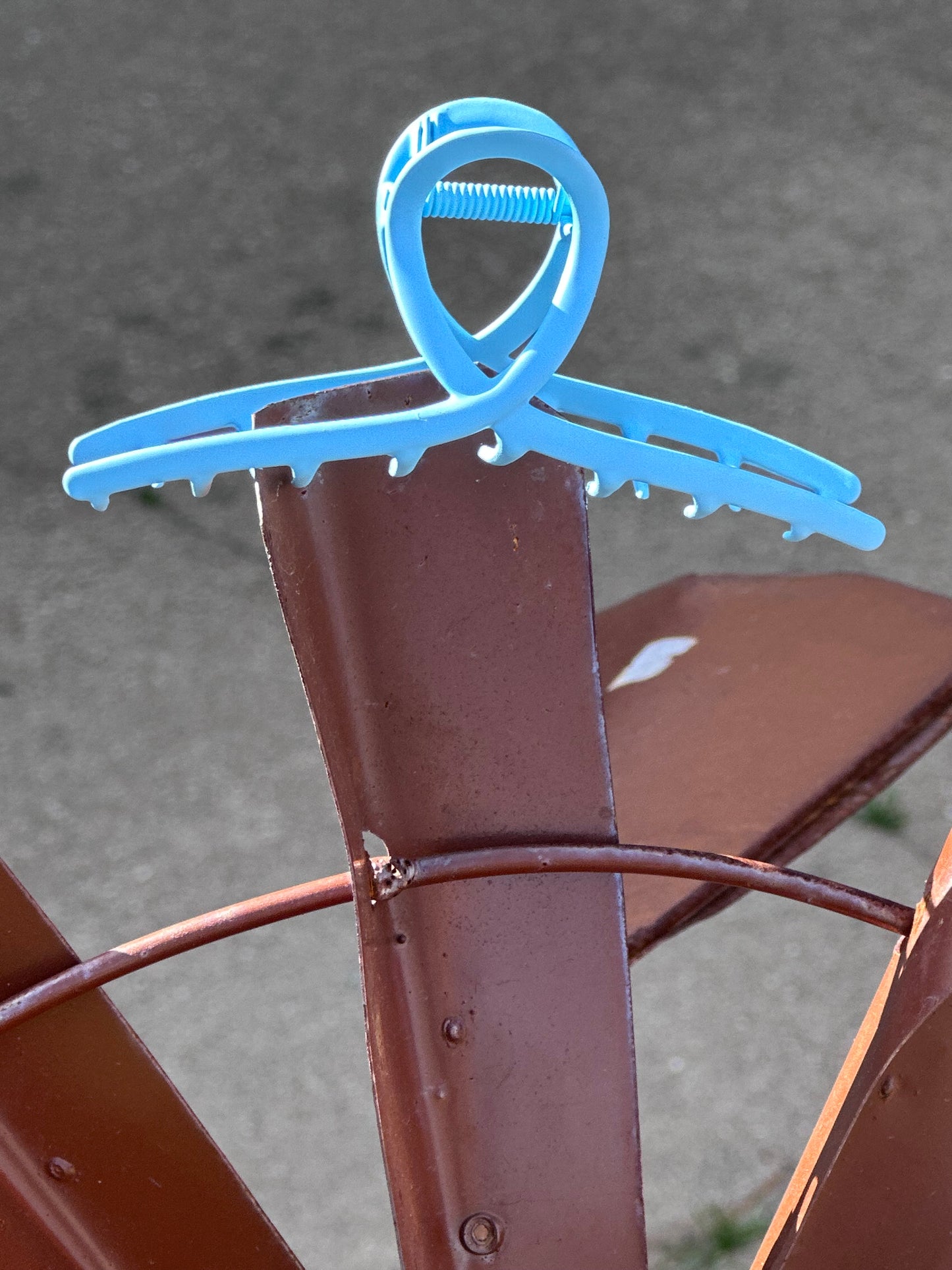 Light blue Metal Claw Clip