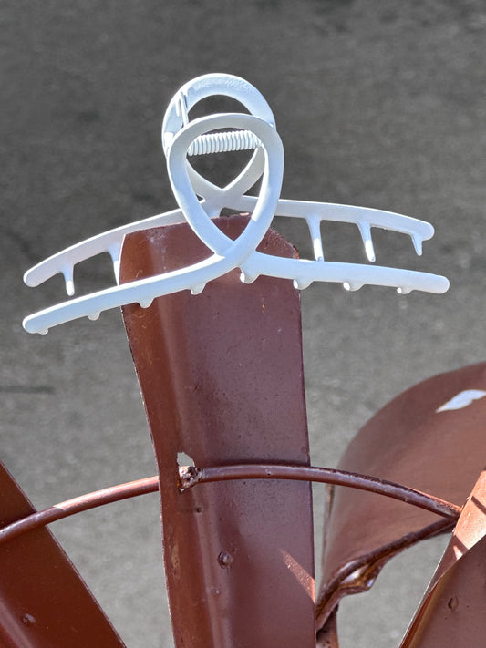 White Metal Claw Clip