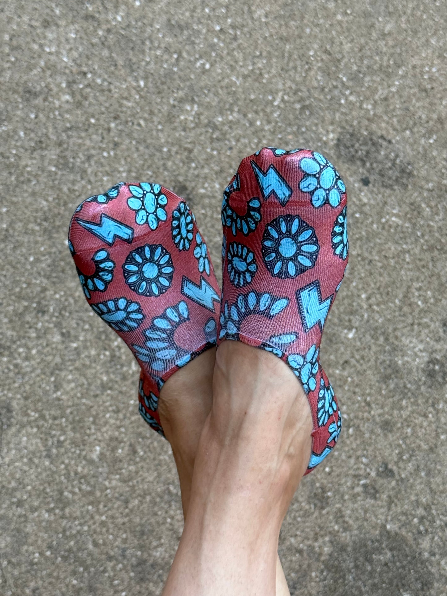 Red turquoise stone no show western socks