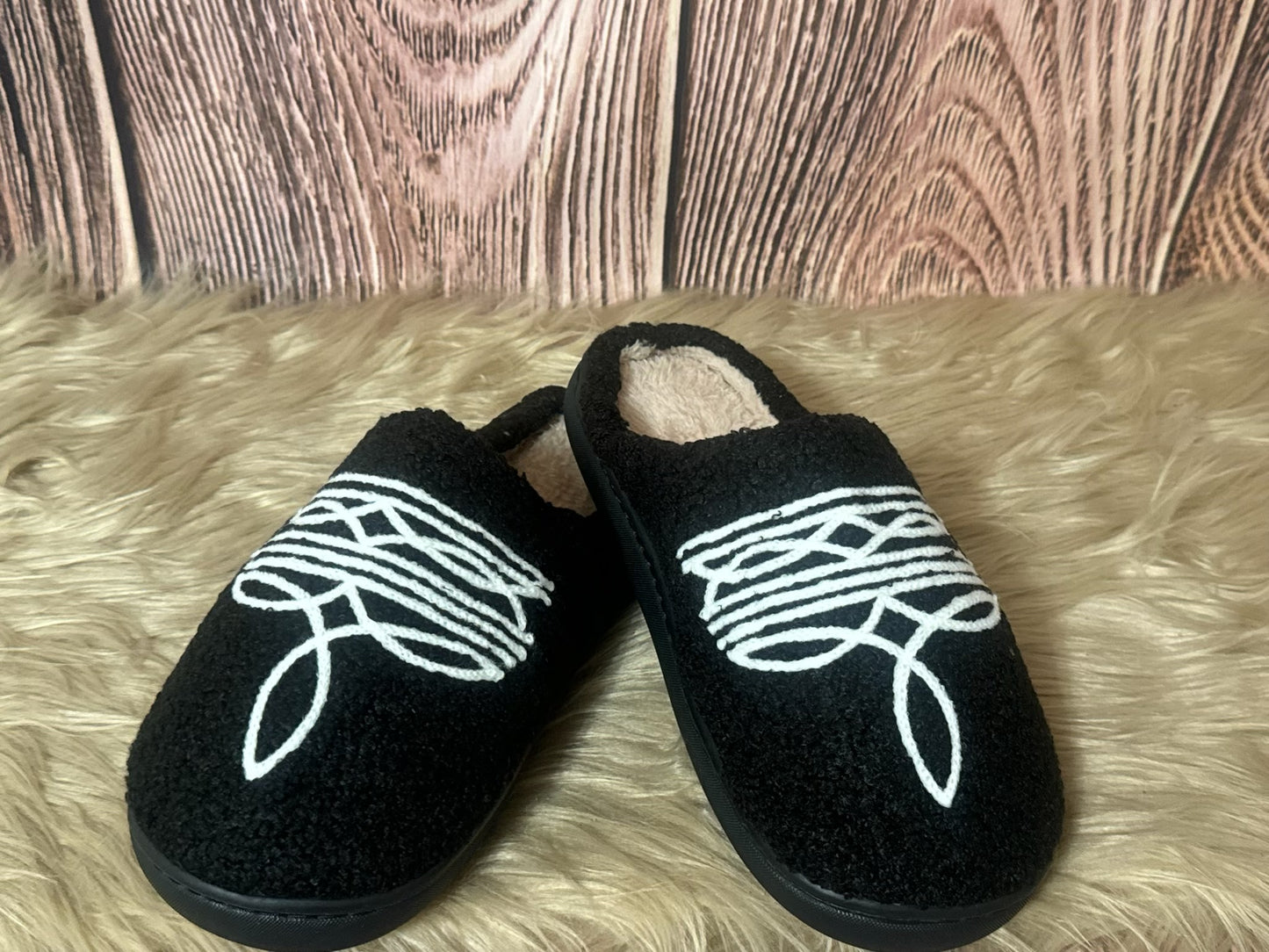 BOOTSTICH SLIPPERS