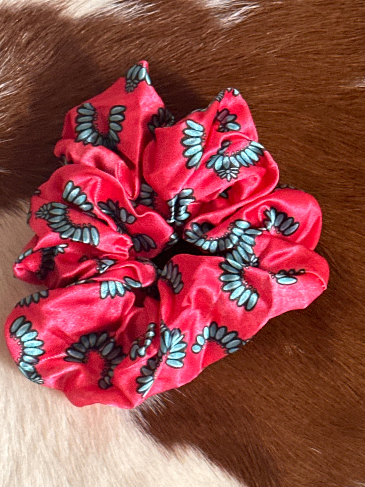 Pink turquoise cluster scrunchie