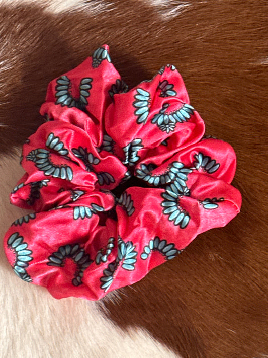 Pink turquoise cluster scrunchie