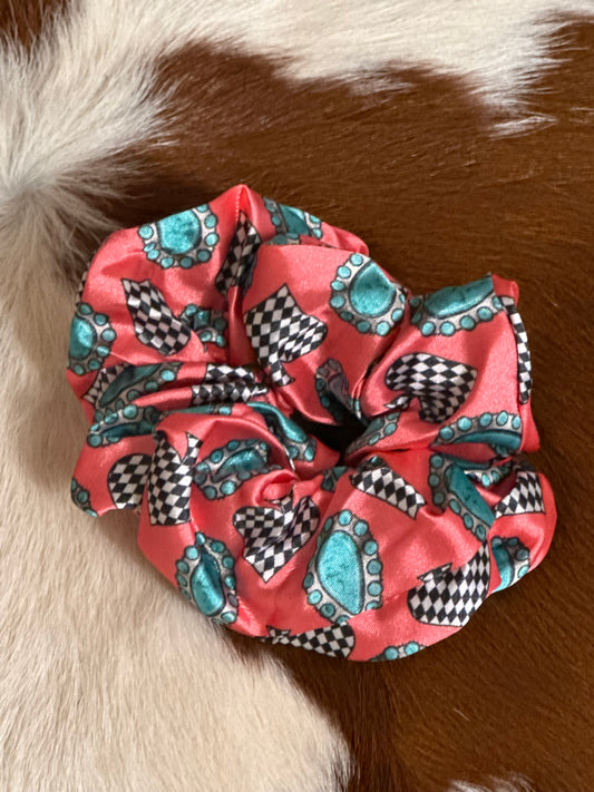 Pink stone and spade scrunchie