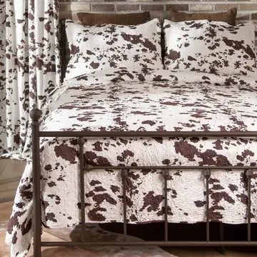 Cowprint bedding